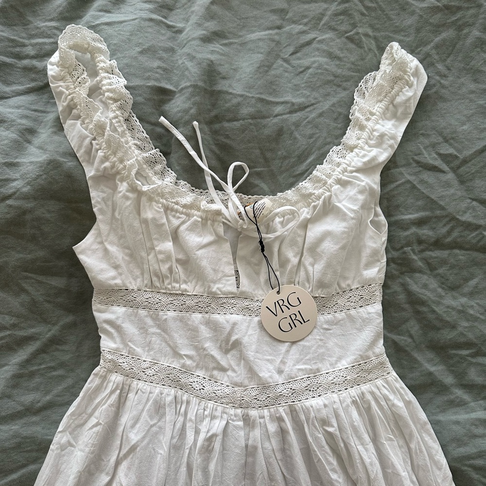 Vrg grl French silhouette midi dress. Australian Size 10. US size 6. Brand new